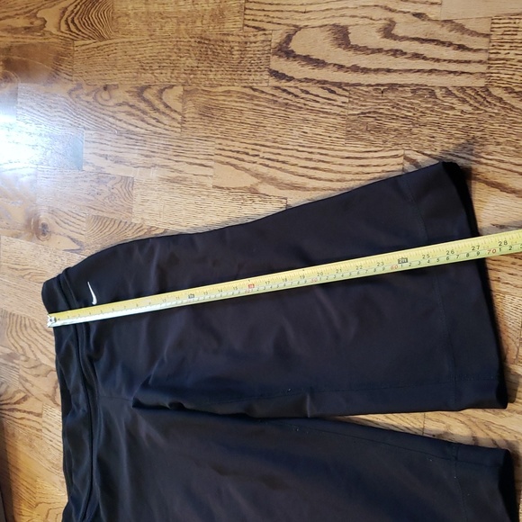 (S) Nike Classic Color Loose Leg Yoga Cropped Capri Stretch Activewear Athletic - Picture 6 of 9